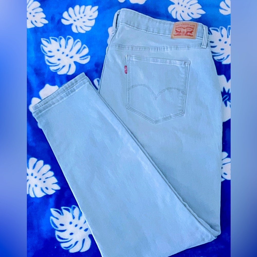 ~LEVIS 310 SUPER SKINNY JEANS~
